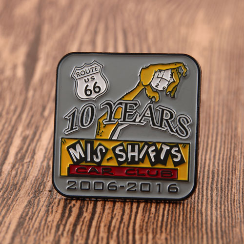 25. 10 Years Pin