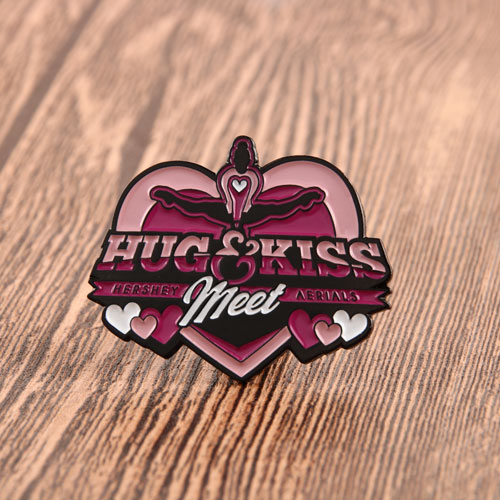 11. Custom Huge Kiss Pins